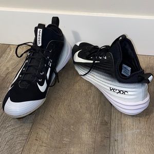 Nike Vapor baseball cleats black and white